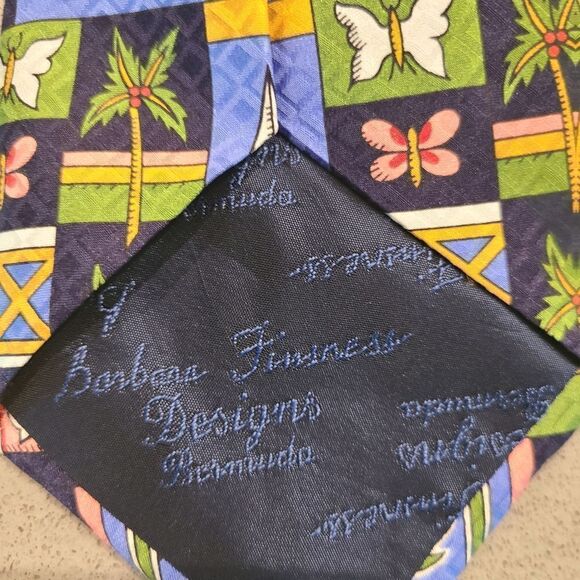 Island Exports silk tie - Picture 3 of 5